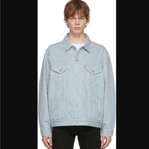 Levi's Blue Denim Stripe Vintage Fit Trucker